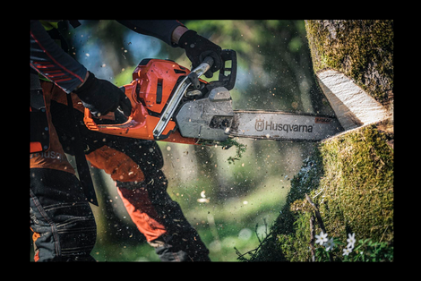 HUSQVARNA 572 XP Chainsaw 24" Bar